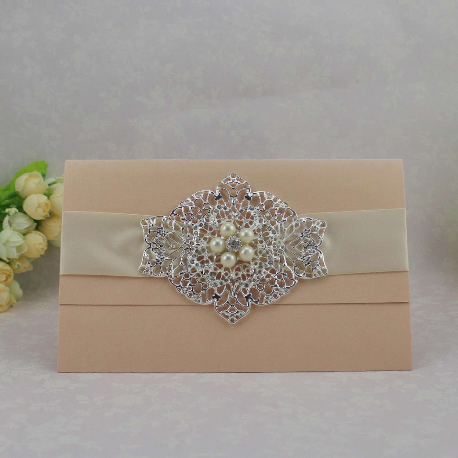 Invitation Card with Buckle Decoration Foil Printing Customized Wedding Invites Reception Card 
